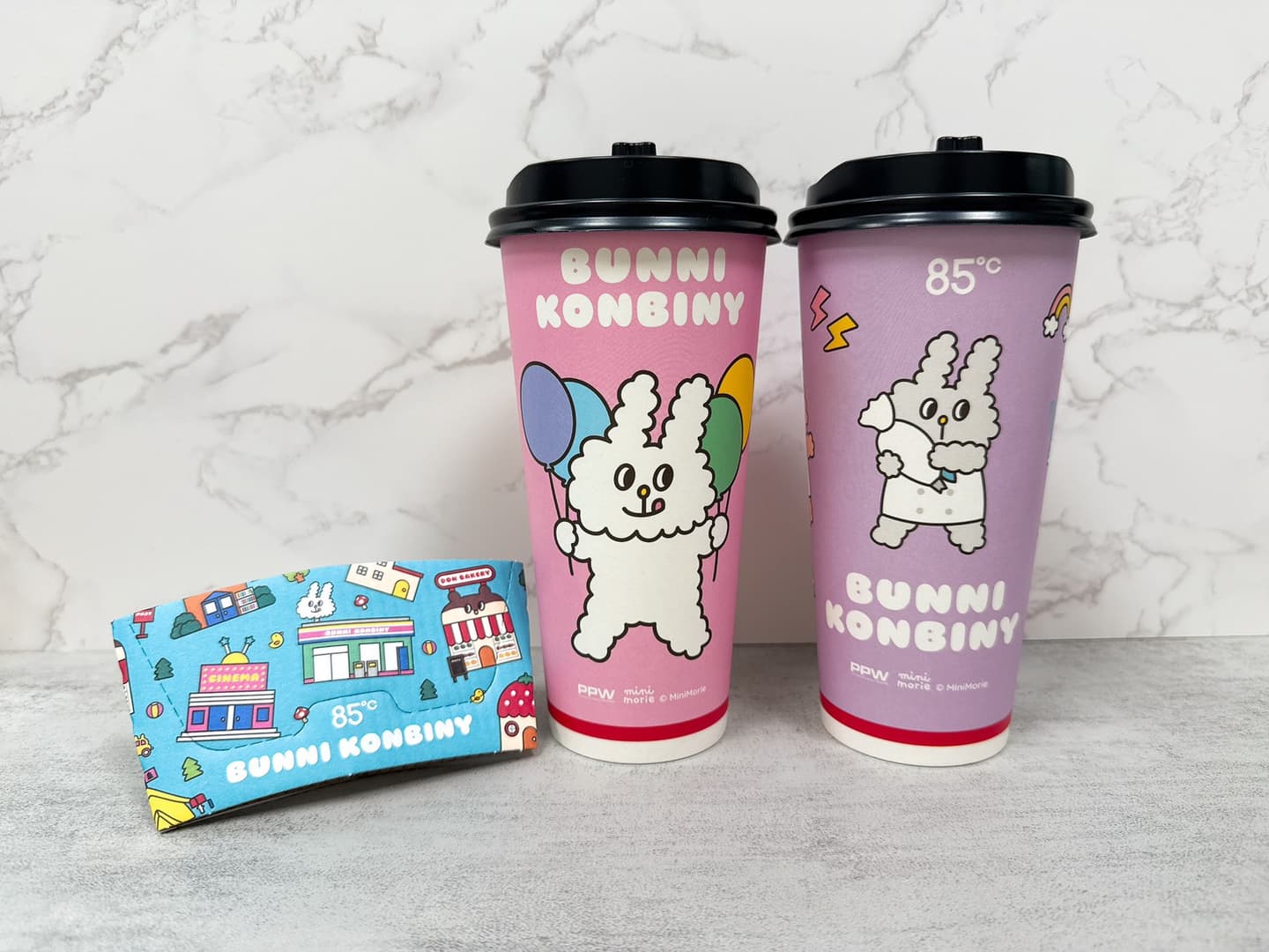 85度C聯名推BUNNI兔兔蛋糕、杯款！御私藏ｘ初韻「爆漿冰心舒芙蕾」買一送一
