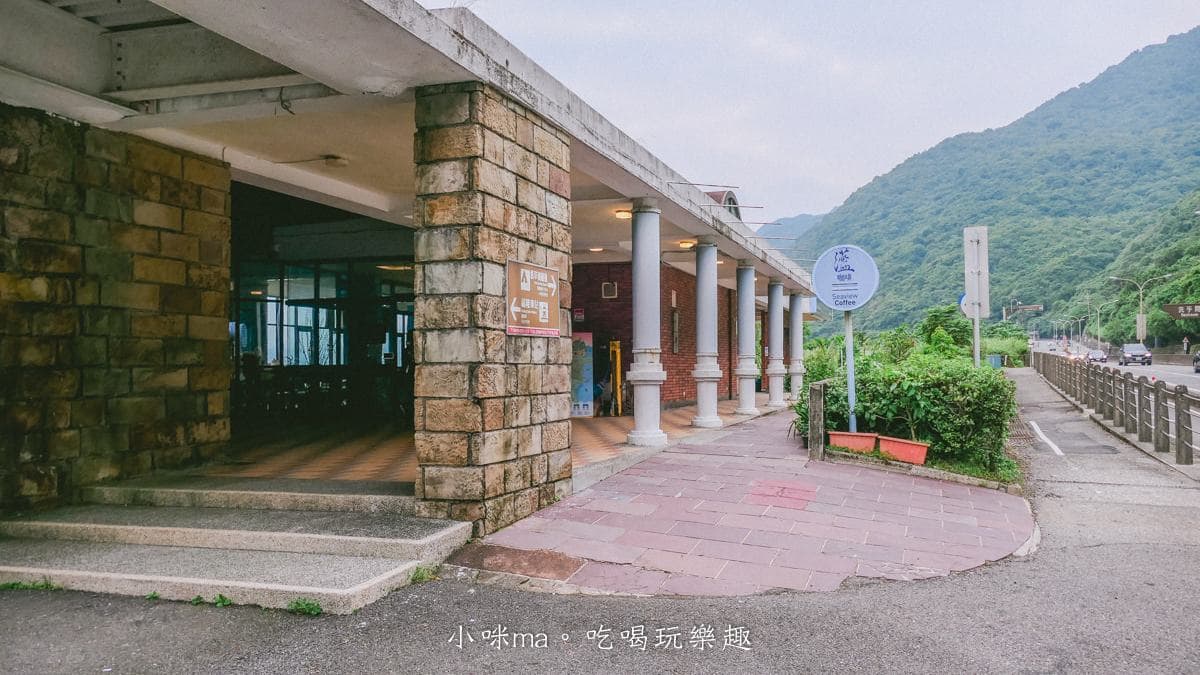 「灆咖啡Seaview Coffee」是宜蘭頭城知名海景咖啡廳。（圖片來源：小咪ma吃喝玩樂趣）