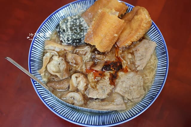 會懷疑自己看錯菜單:皮蛋麵線、鳳梨豆腐乳義大利麵,隱藏系料理曝光 會懷疑自己看錯菜單:皮蛋麵線、鳳梨豆腐乳義大利麵,隱藏系料理曝光
