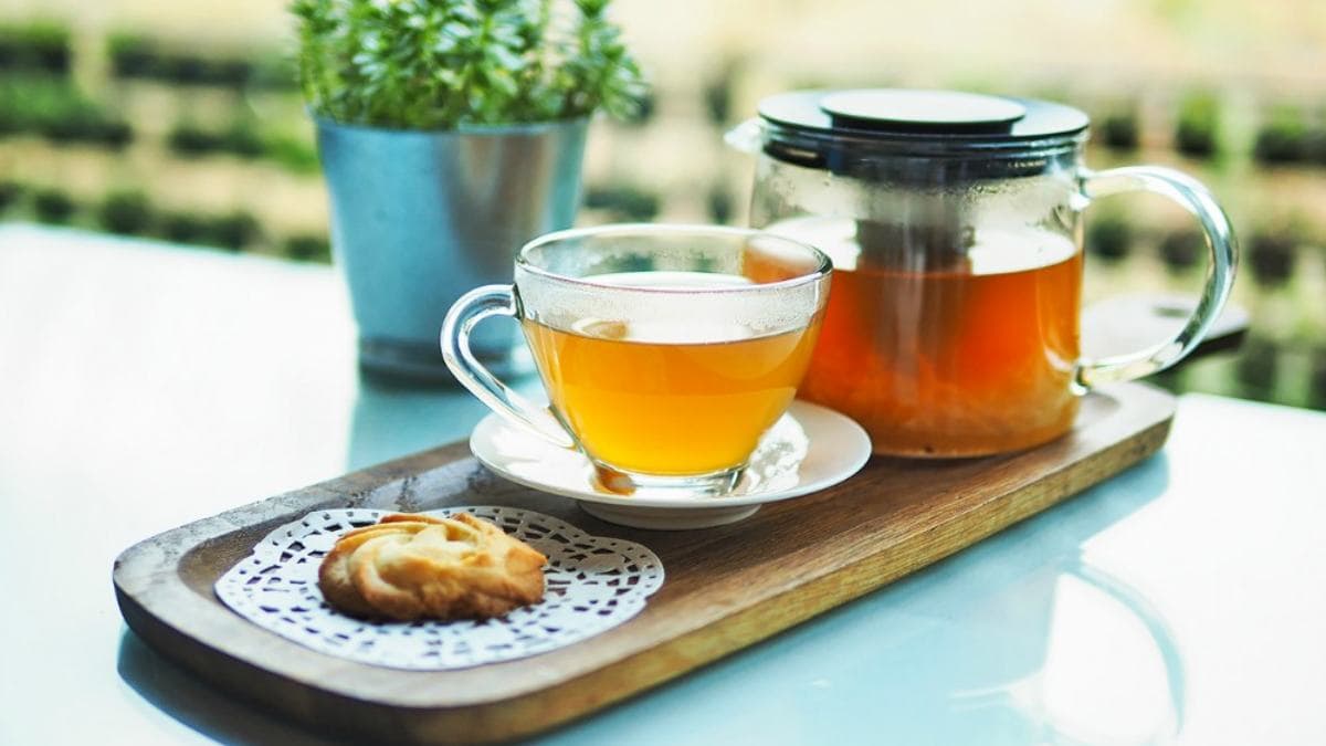 「特製土鳳梨冰茶」甜度跟酸度適中，喝得出淡淡茶香。（圖片來源：涼子是也）