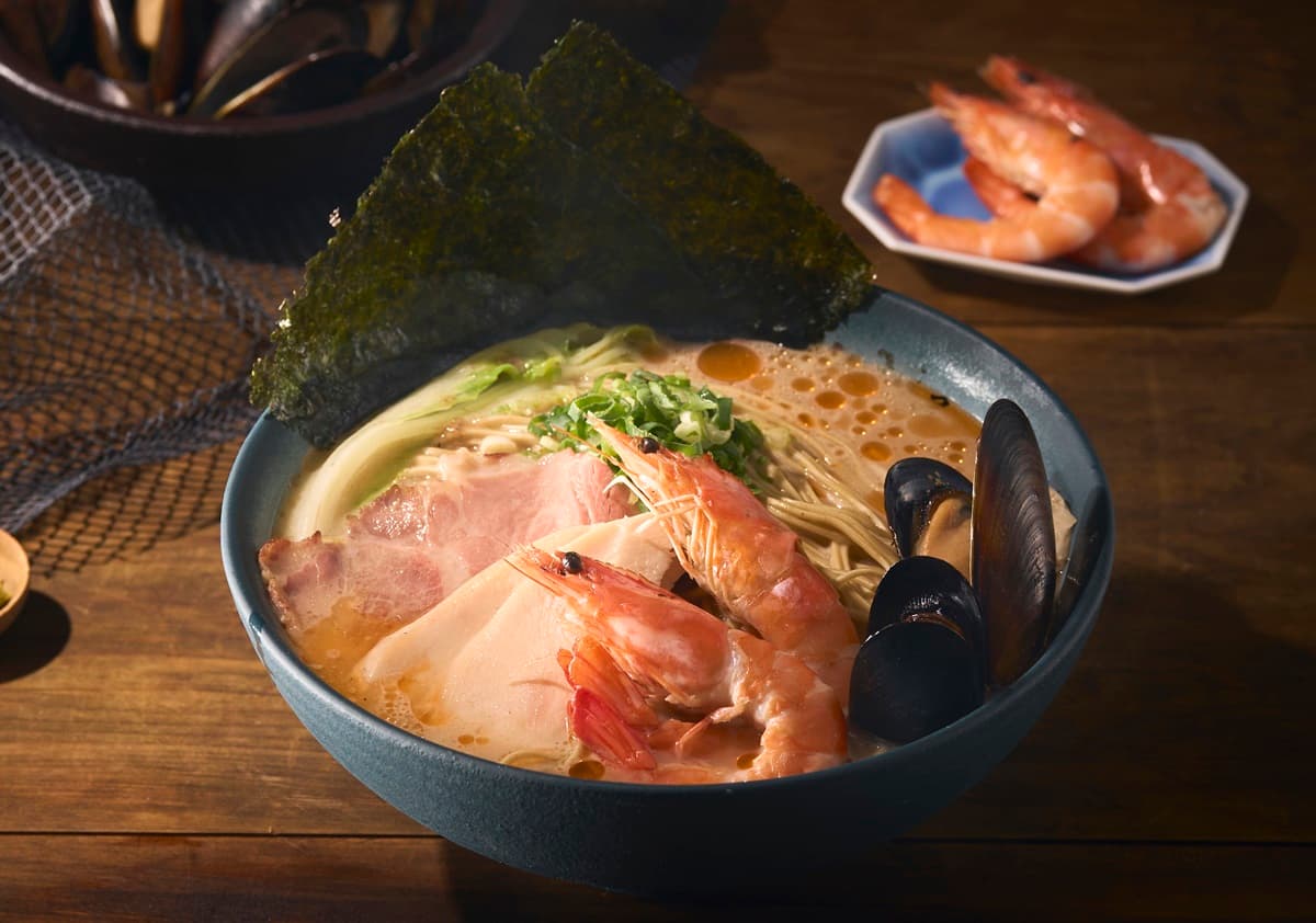 連7天「豚骨拉麵」只要99元!「火影忍者拉麵」插旗西門,加碼免費送蝦湯 連7天「豚骨拉麵」只要99元!「火影忍者拉麵」插旗西門,加碼免費送蝦湯