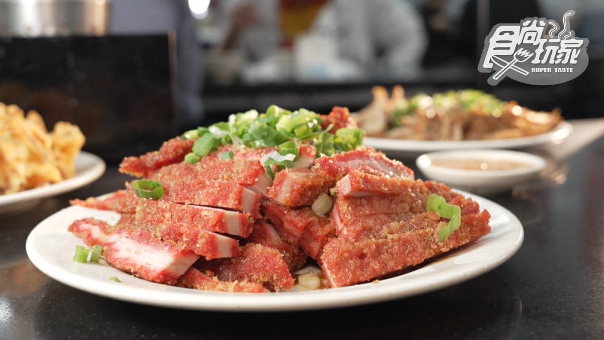 「紅燒肉」也是許多饕客會點的餐點。