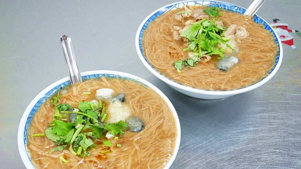 麵線有分大、小碗，兩種Size的分量飽足感都十足。（圖片來源：靜香EAT）
