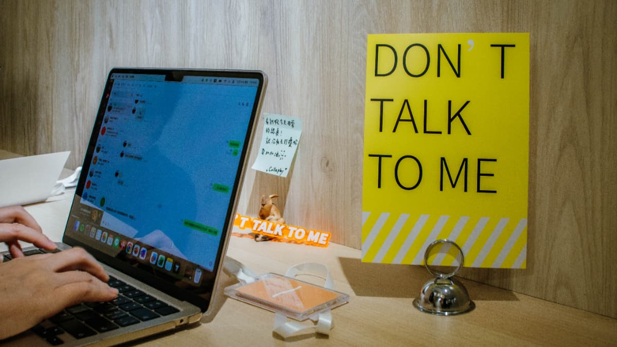 「進度監督員」與「Don't talk to me」的互動機制。（圖片來源：CollaPlay）