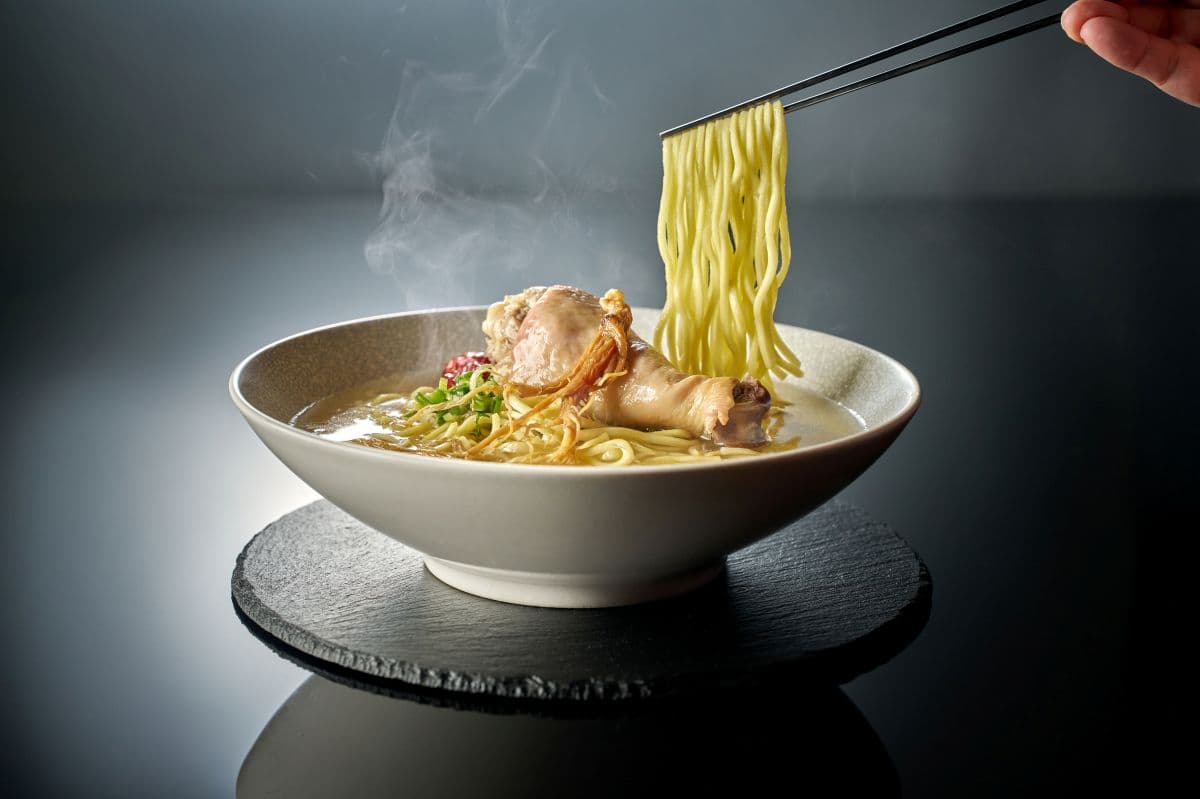 台北人最愛老字號吃到飽！雞湯鍋、羊肉爐無限供應，55歲以上老饕現折500元
