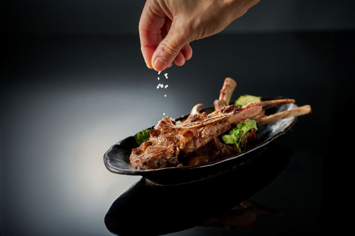 台北人最愛老字號吃到飽！雞湯鍋、羊肉爐無限供應，55歲以上老饕現折500元