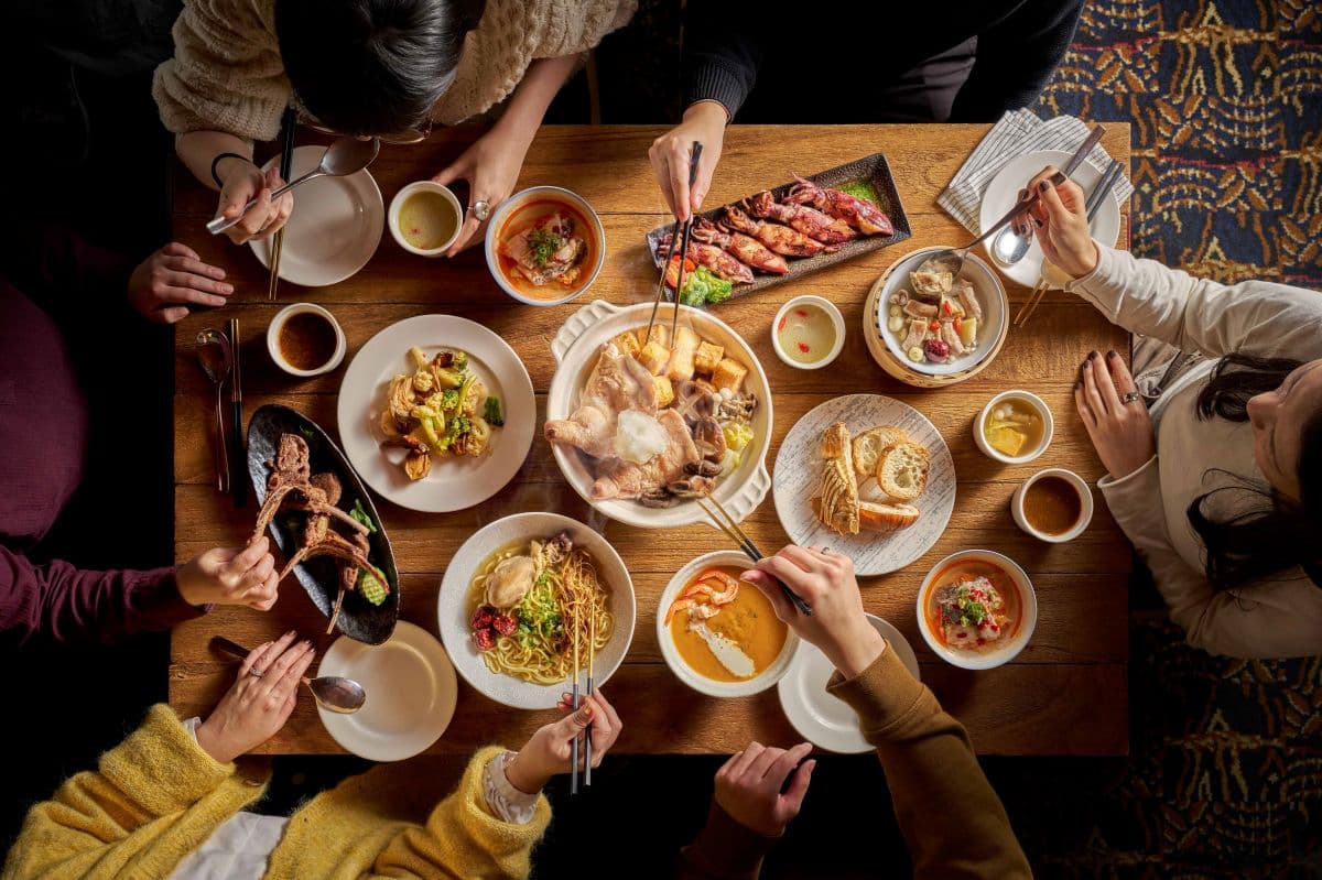 台北人最愛老字號吃到飽！雞湯鍋、羊肉爐無限供應，55歲以上老饕現折500元