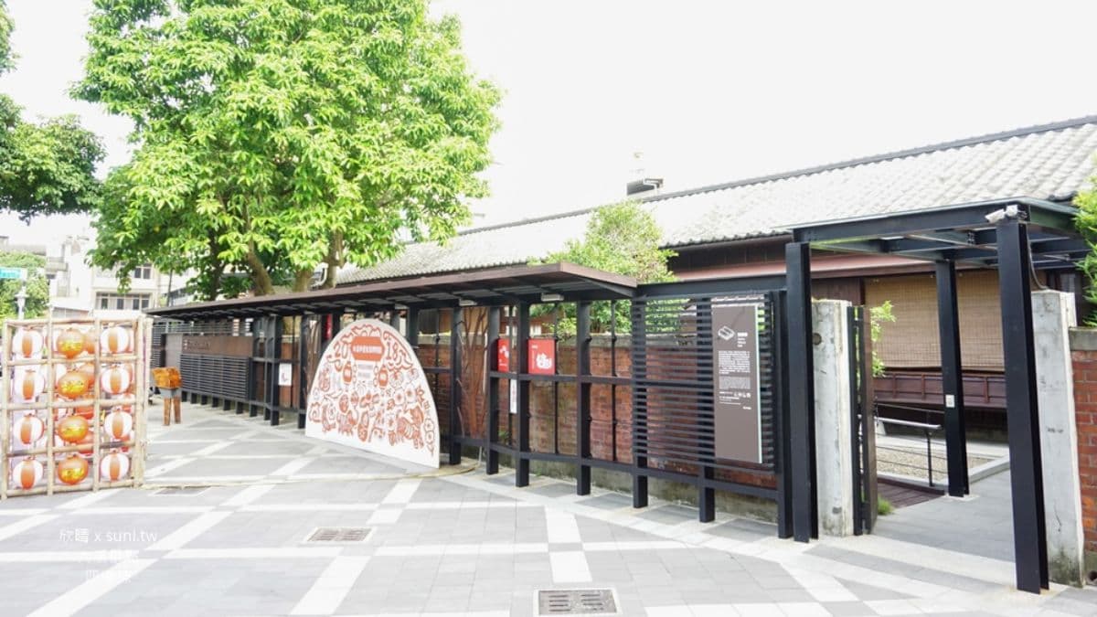 木藝生態博物館中還有一棟日式建築物，現為「大溪歷史館」。（圖片來源：欣晴。美食旅遊生活分享）