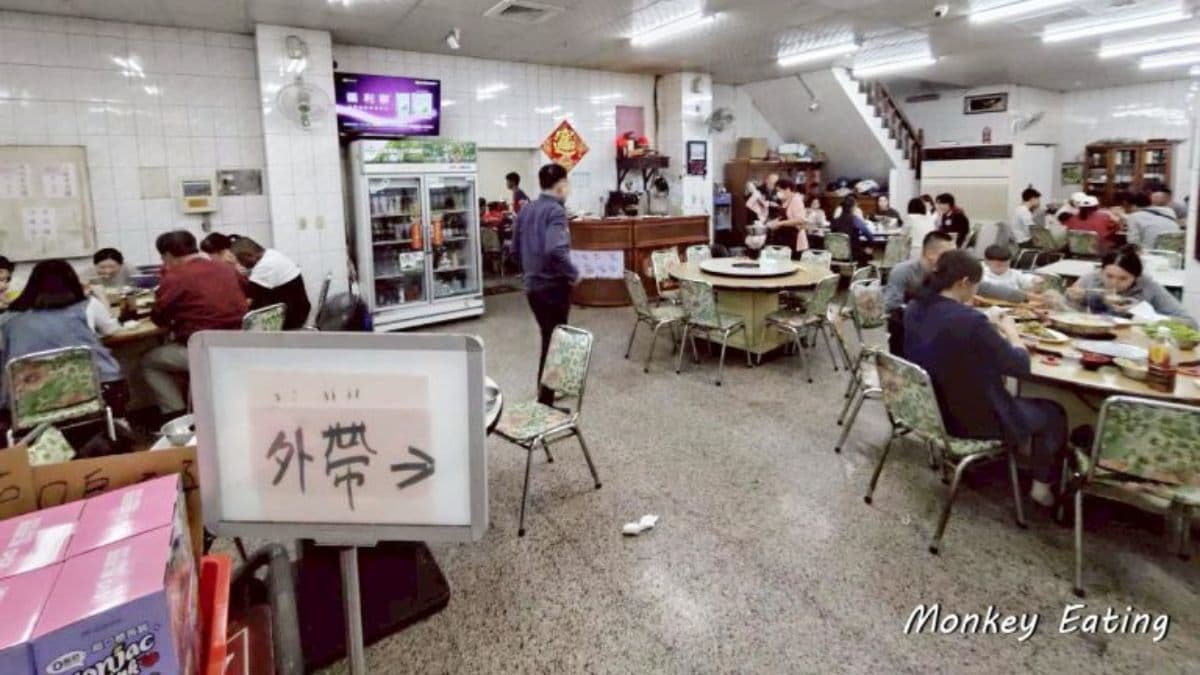 店面雖然是老字號，但整體環境維持得非常乾淨整潔。（圖片來源：貪吃猴的幻想）