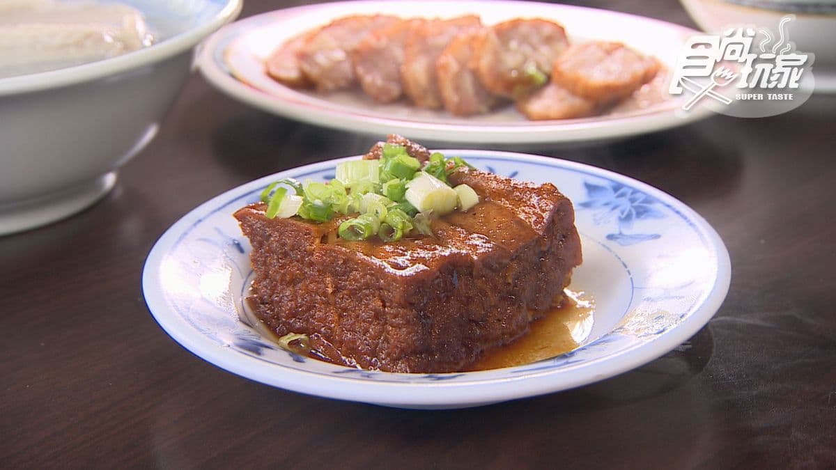 「油豆腐」豆香味濃郁，口感也很綿。
