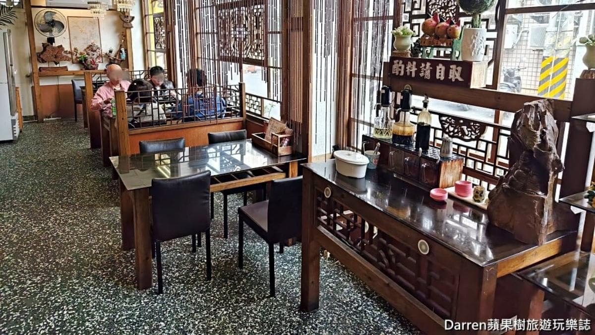 用餐環境古色古香，充滿懷舊感。（圖片來源：Darren蘋果樹旅遊玩樂誌）