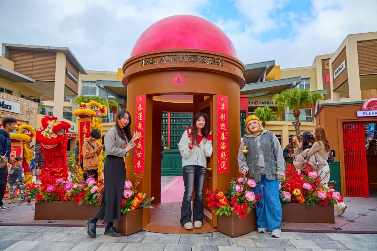 春節免費開運景點！打卡巨型麻將、唐人街，加碼免費逛「史努比快閃店」