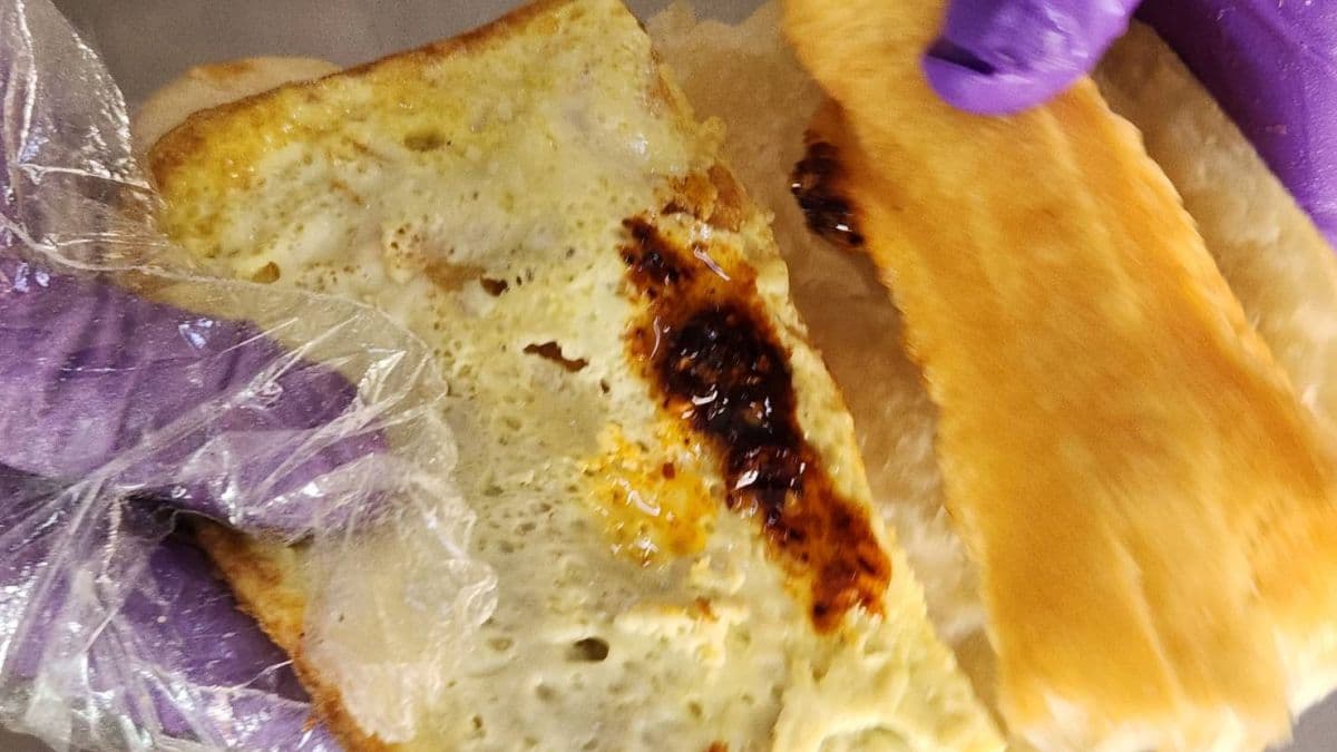 燒餅油條記得加點辣油更有味道。（圖片來源：美食惠所）