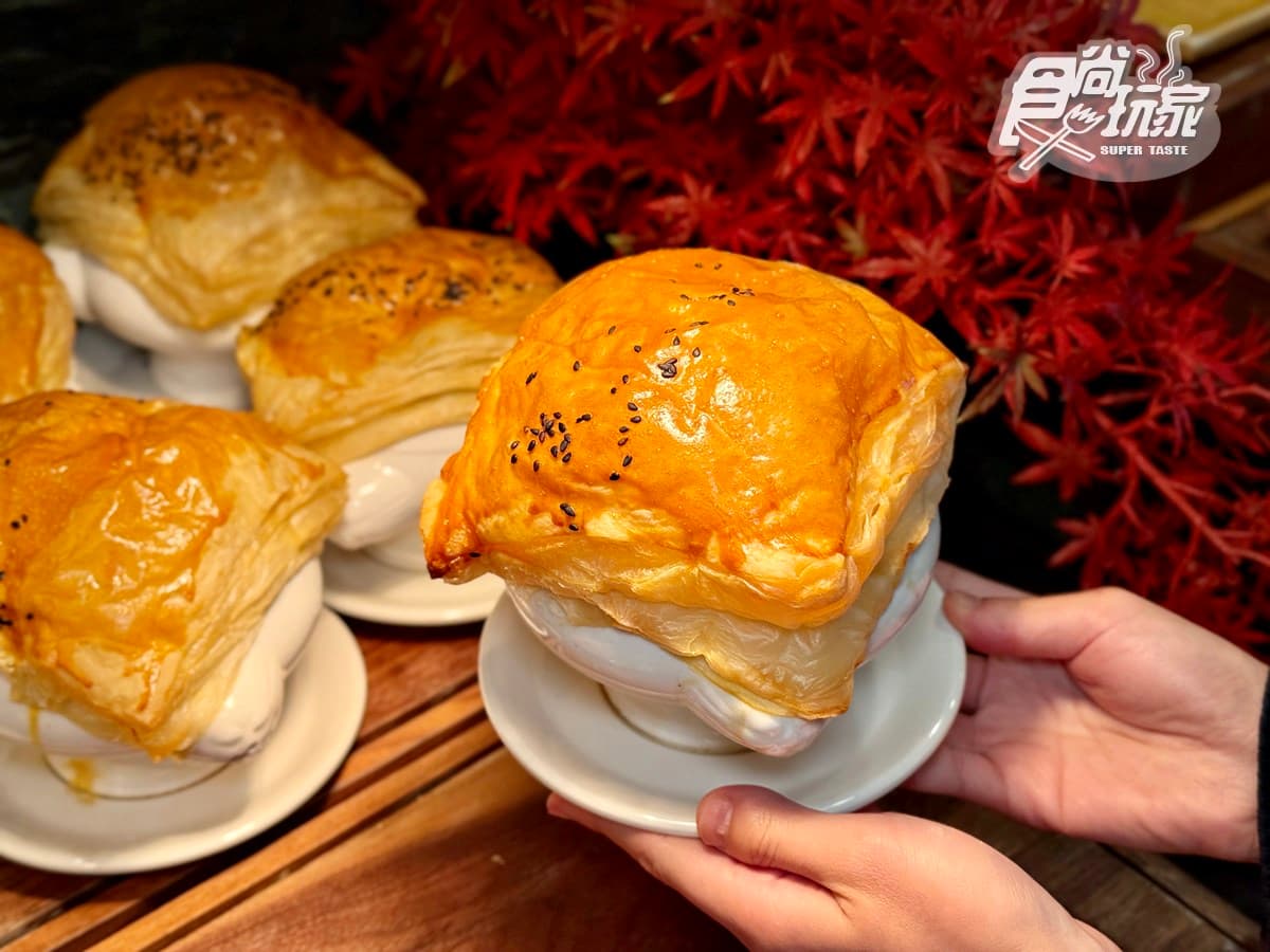 「南霸天火鍋」草莓吃到飽！百款草莓甜點＋自助吧暢吃，現切肉品、海鮮無限夾