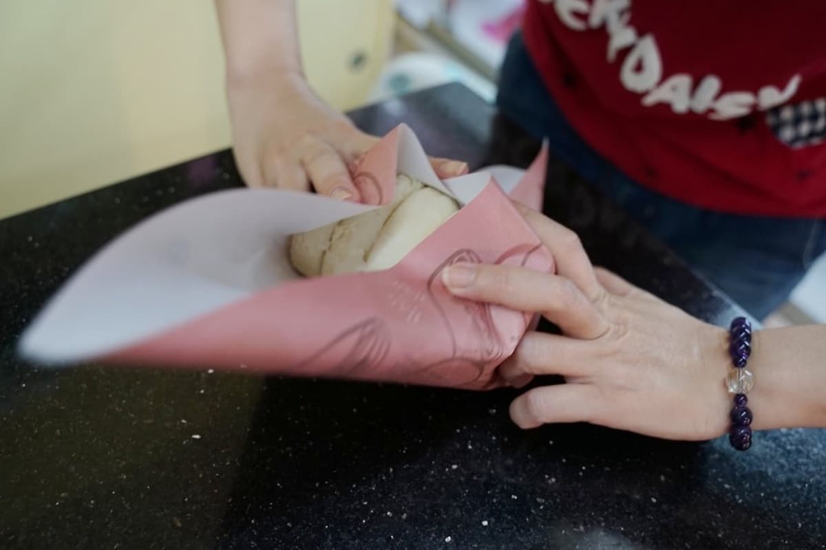 台東伴手禮送什麼?麻糬兩大派系比一比,唰嘴地瓜酥、紅烏龍禮盒也要買 台東伴手禮送什麼?麻糬兩大派系比一比,唰嘴地瓜酥、紅烏龍禮盒也要買