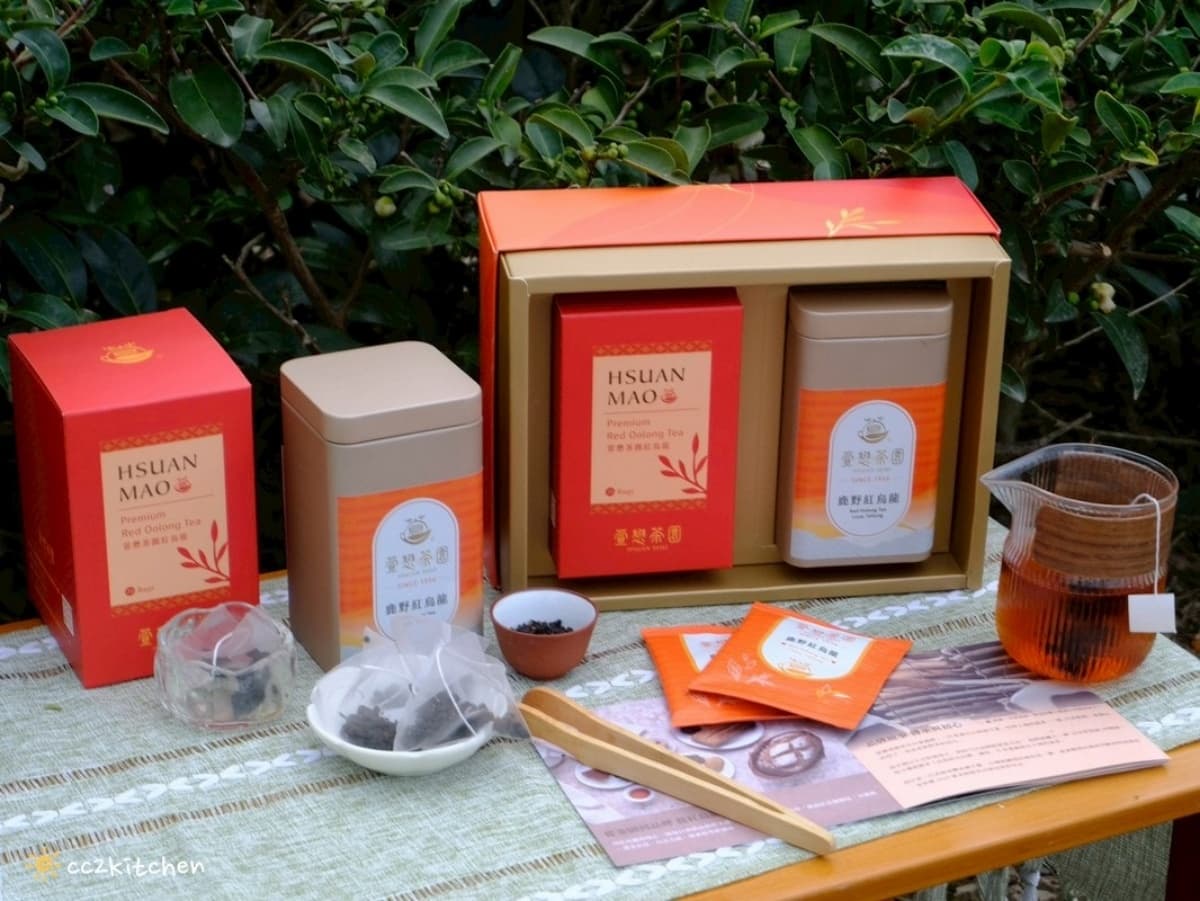 台東伴手禮送什麼?麻糬兩大派系比一比,唰嘴地瓜酥、紅烏龍禮盒也要買 台東伴手禮送什麼?麻糬兩大派系比一比,唰嘴地瓜酥、紅烏龍禮盒也要買