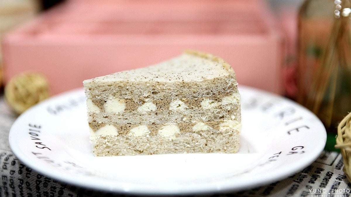 「伯爵天使蛋糕」甜而不膩，內餡與蓬鬆濕潤的蛋糕體完美結合。（圖片來源：Yuno的吃喝玩樂日記）