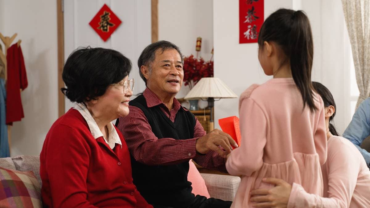 2026過年紅包該包多少?父母、小孩、長輩紅包行情一覽,8大禁忌觸犯恐漏財 2026過年紅包該包多少?父母、小孩、長輩紅包行情一覽,8大禁忌觸犯恐漏財