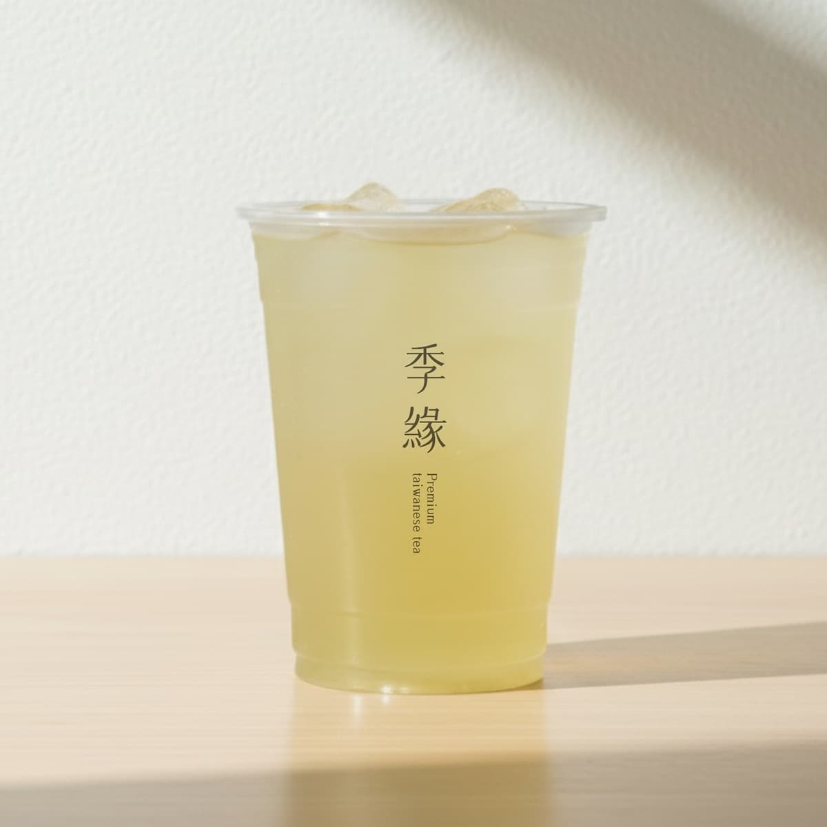 季緣人氣必喝Top８！2026季緣菜單＋推薦品項，水蜜桃青烏龍、蓮霧新品必點
