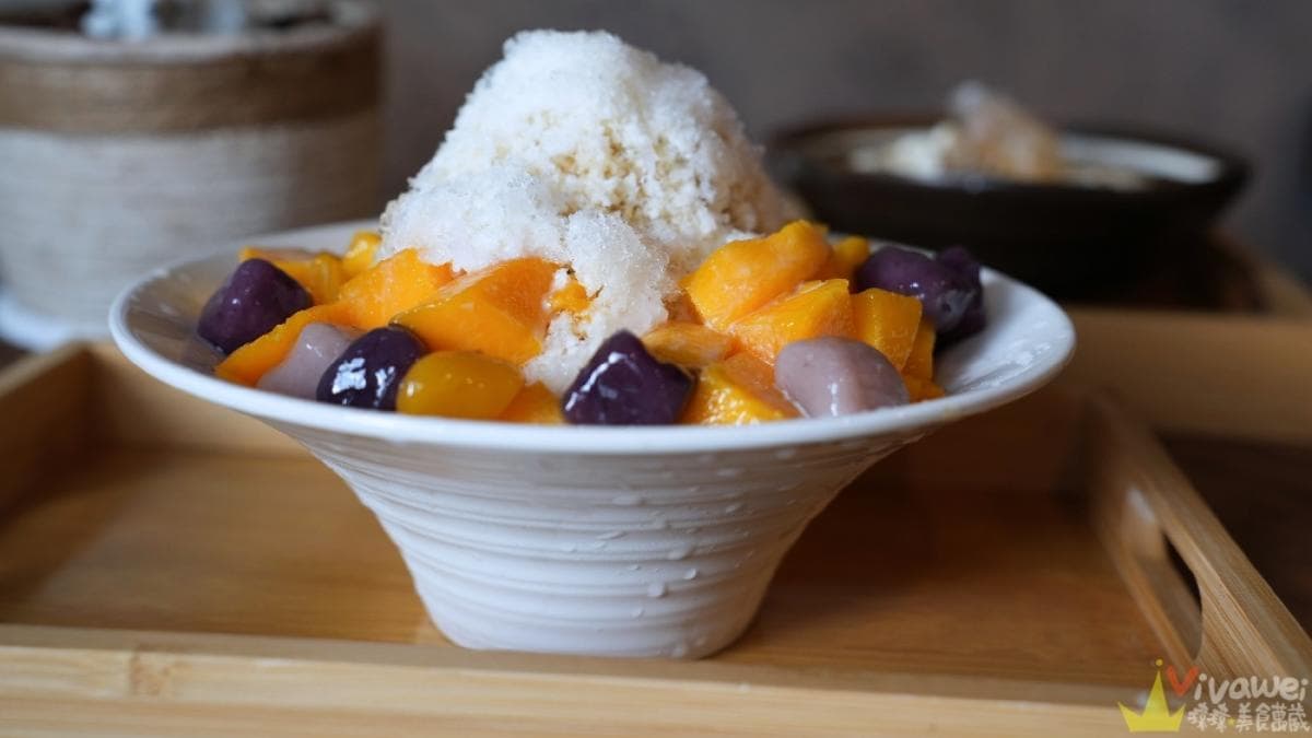 「芒果牛奶冰」是季節限定冰品，色彩繽紛。（圖片來源：瑋瑋美食萬歲）
