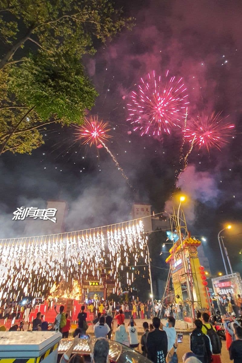 錯過等明年!台中元宵慶典「燒火獅」3/3登場,看600秒煙火秀、免費領燈籠 錯過等明年!台中元宵慶典「燒火獅」3/3登場,看600秒煙火秀、免費領燈籠