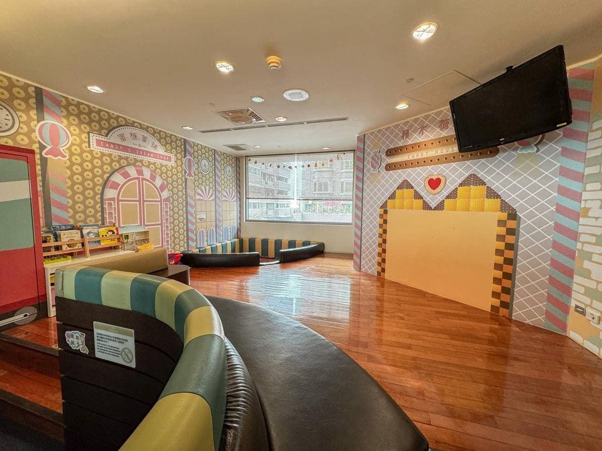 4折爽住「台南星級飯店」!美拍戶外空中泳池,早餐Buffet牛肉湯吃到飽 4折爽住「台南星級飯店」!美拍戶外空中泳池,早餐Buffet牛肉湯吃到飽