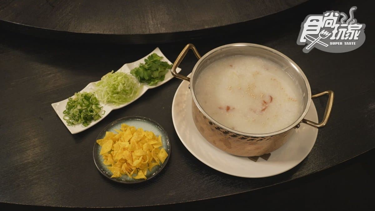 「生菜火鴨粥」吃得到鴨皮，還有鴨油的香味。
