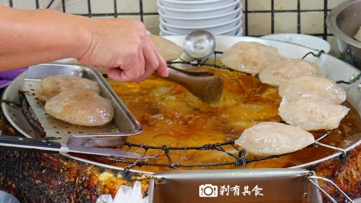 「正后里墩仔腳肉丸」是位於台中第一零售市場的人氣美食。（圖片來源：剎有其食）