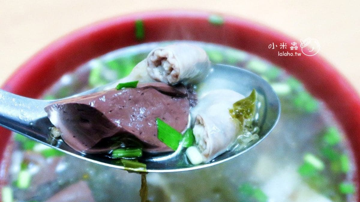 月眉榕樹下豬血湯