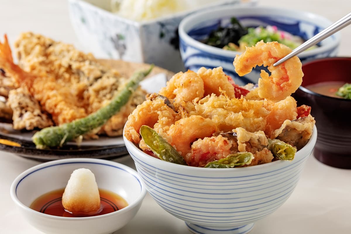 福勝亭免費送「炸雞柳定食」!167元起爽嗑炸豬排,加碼搶天丼買一送一 福勝亭免費送「炸雞柳定食」!167元起爽嗑炸豬排,加碼搶天丼買一送一