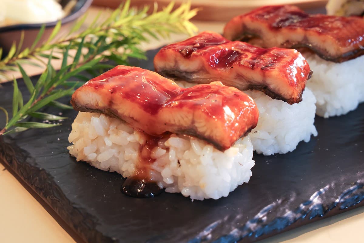 「鰻魚吃到飽」快閃搶吃!469元起爽嗑火鍋+百款自助吧,金莎巧克力無限夾 「鰻魚吃到飽」快閃搶吃!469元起爽嗑火鍋+百款自助吧,金莎巧克力無限夾