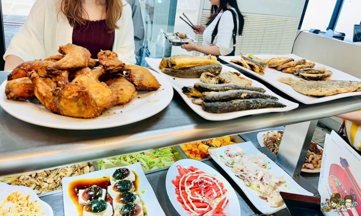 高雄隱藏版「高CP值自助餐」！餐檯多達60樣菜色超澎派，地點藏身市府大樓