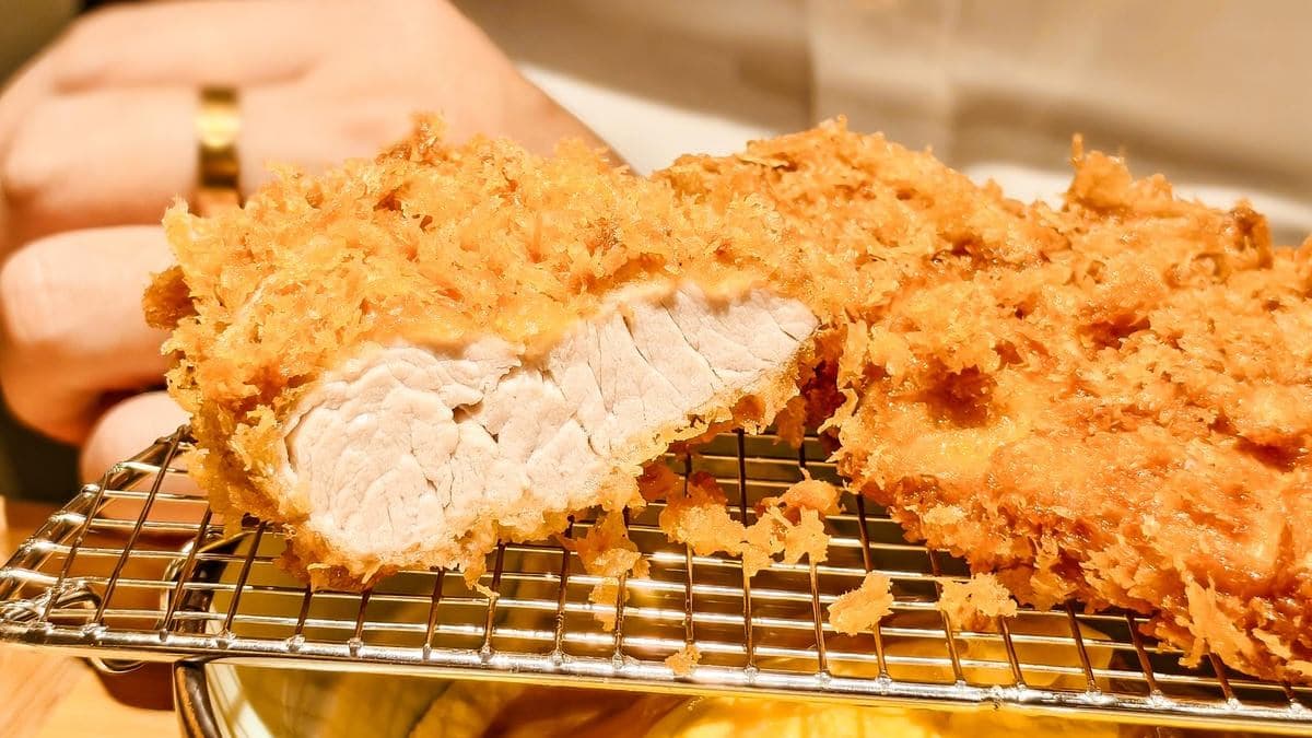 豬排選用的肉質和酥炸功夫都很棒。（圖片來源：柯蘿依Chloe）