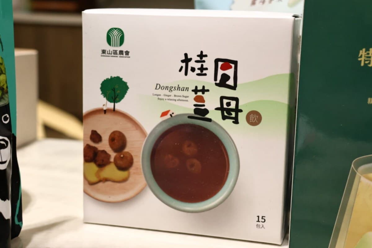 2026農會好物開箱！11款熱賣零食實測：柿餅冰淇淋、茭白筍泡麵、玫瑰花瓣醬