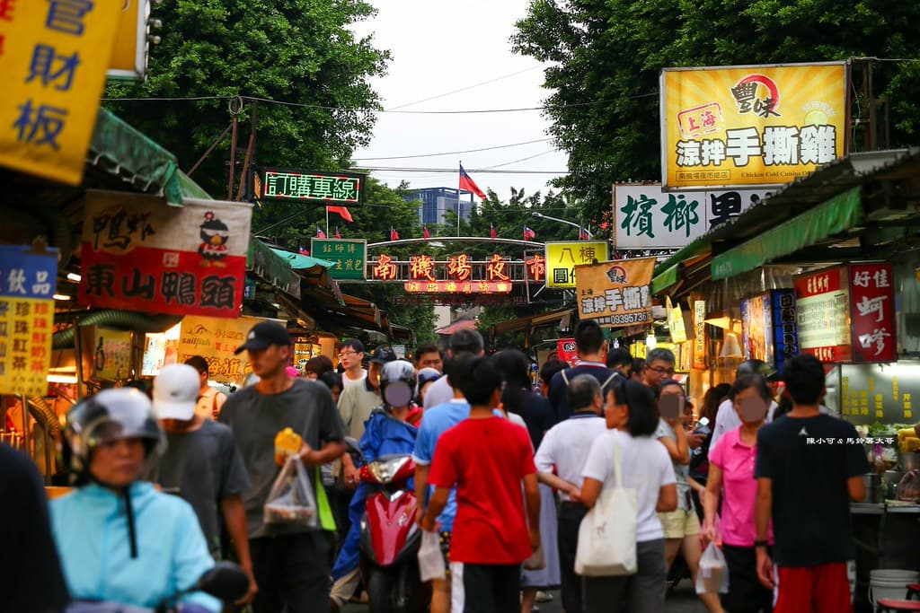 台北南機場一日散策！免門票植物園小森林、史博館翻新必看，夜市10家美食吃起來