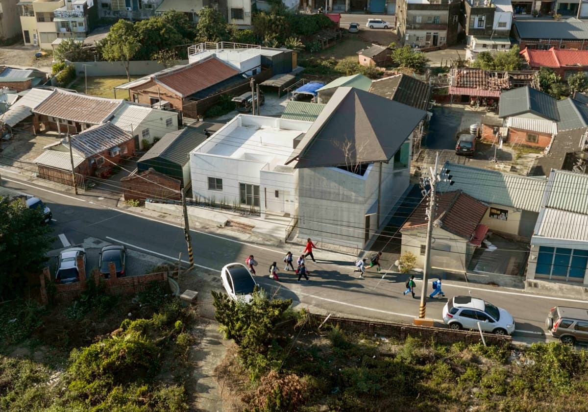 嘉義鄉間絕美新地標!「天來美術館」開館了,清水模建築+首展免費入場 嘉義鄉間絕美新地標!「天來美術館」開館了,清水模建築+首展免費入場