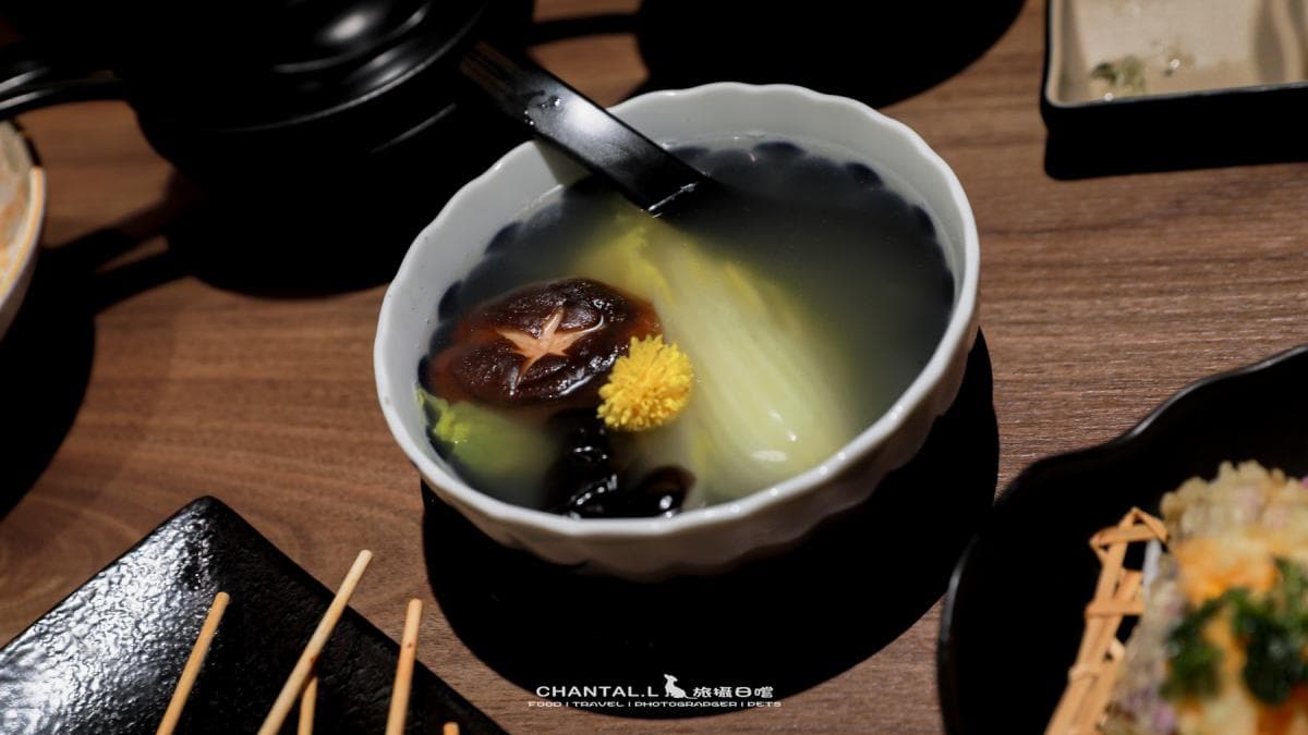 「蔬菜湯」清淡鮮甜，備受好評。（圖片來源： CHANTAL.L。旅攝日嚐）