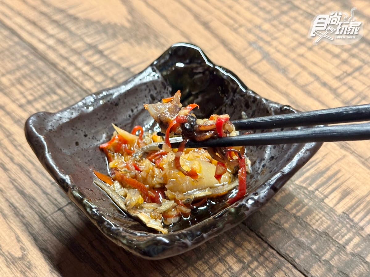 新竹排隊燒肉插旗台北!「阿叔燒肉」進軍東區,金箔松露炒飯、夢幻鑽石牛舌大推 新竹排隊燒肉插旗台北!「阿叔燒肉」進軍東區,金箔松露炒飯、夢幻鑽石牛舌大推