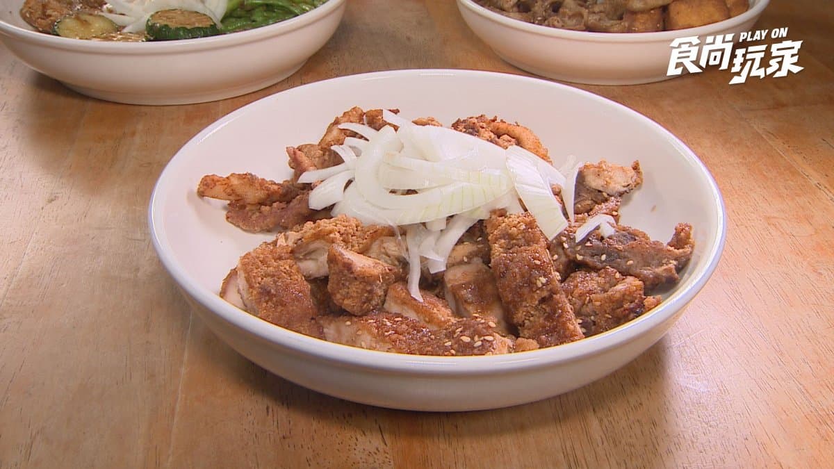 花東2000元玩48小時！花東美食７家：黃金鍋貼、巨大豬腳飯必吃