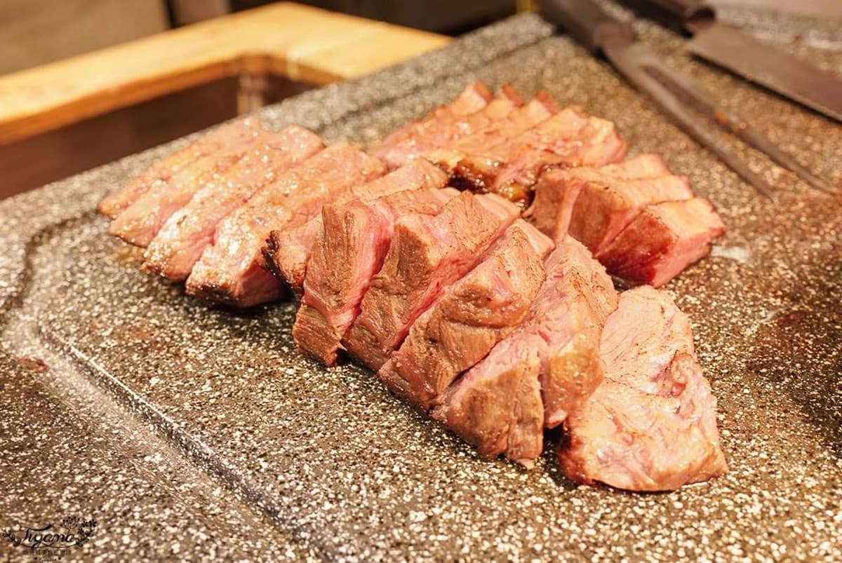 台中人限定優惠！飯店吃到飽「早餐買一送一」只要420元，晚餐第２人半價
