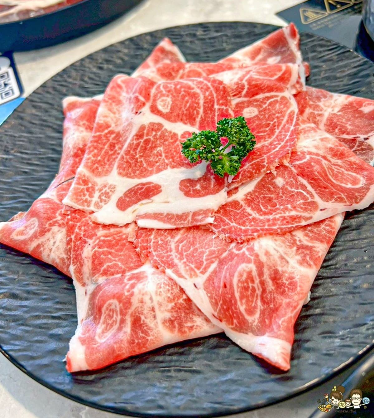 海底撈第１間「平價小火鍋」！248元起吃到飽，自助吧蔬食、甜點、飲料暢吃