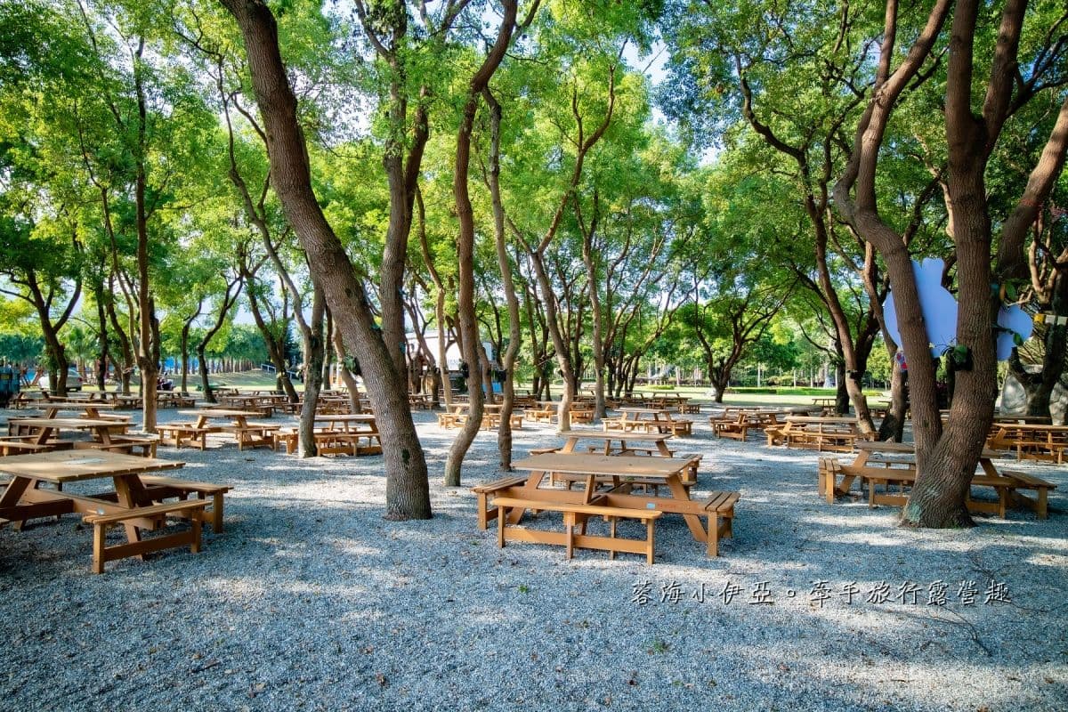 在地人、兒童免費玩！千坪水樂園嗨玩彩虹滑水道，一般門票只要50元超佛心