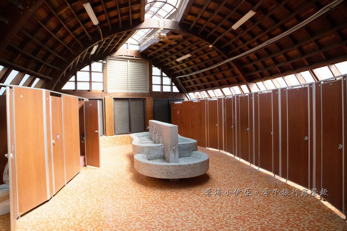 在地人、兒童免費玩！千坪水樂園嗨玩彩虹滑水道，一般門票只要50元超佛心