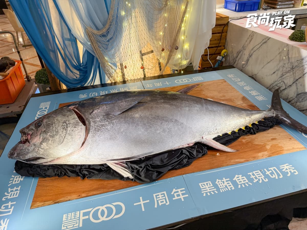 台北大直人氣Buffet推龍蝦吃到飽！壽星637元起，爽嗑壽司、杜拜巧克力