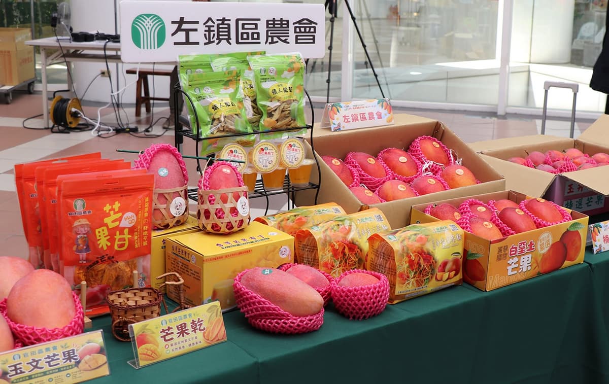 台南國際芒果節連玩３週！免費吃芒果冰沙，可愛水豚、小火車、DIY超有趣