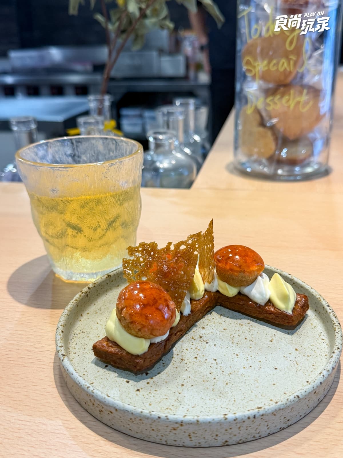 大安區新開「進口食材專門店」！香草布丁、冰淇淋必吃，內用無限暢飲台灣茶