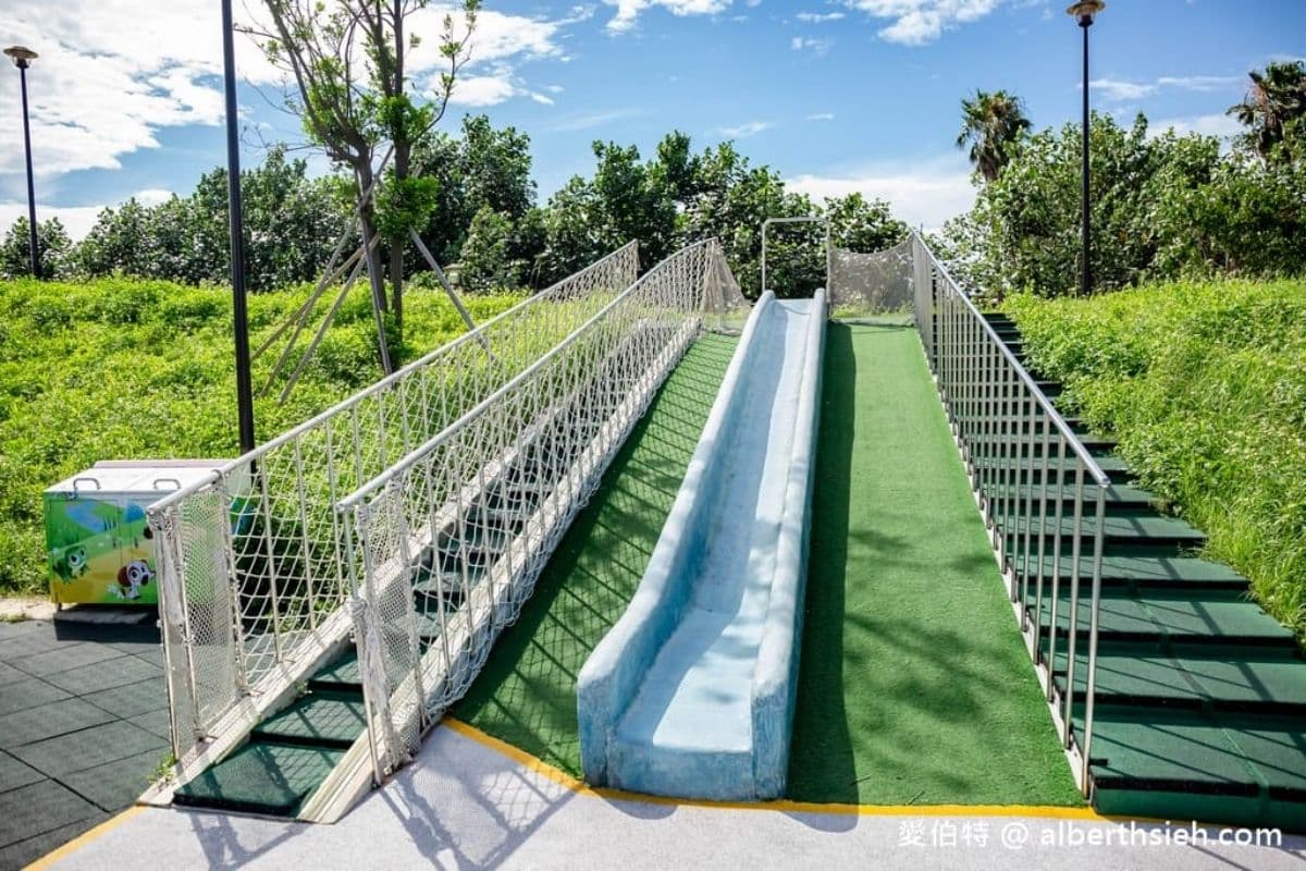 全台唯一「火炎山主題」兒童公園！７道彩虹溜滑梯玩到瘋，夏日戲水區開放