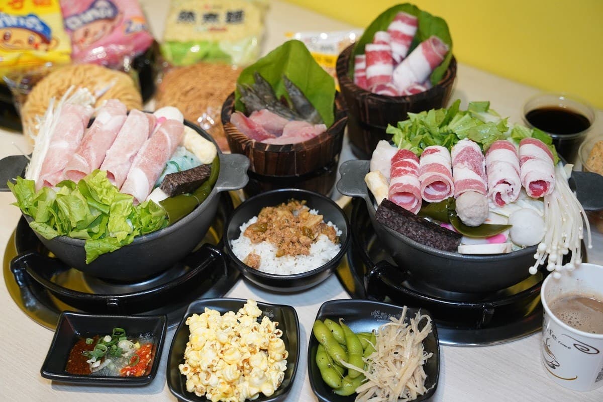 最低190元起！高CP值「平價鍋物」自助吧滷肉飯、古早味零食、鍋燒麵暢吃