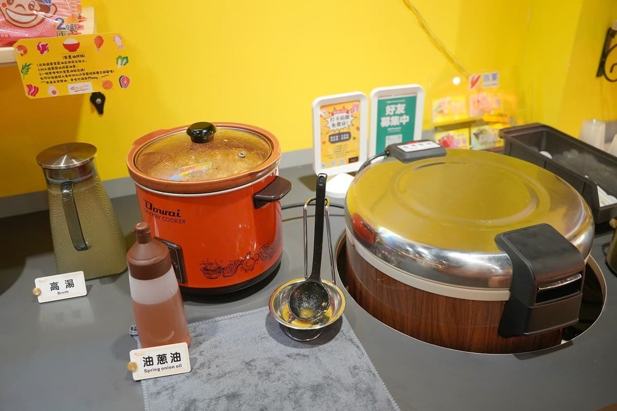 最低190元起！高CP值「平價鍋物」自助吧滷肉飯、古早味零食、鍋燒麵暢吃