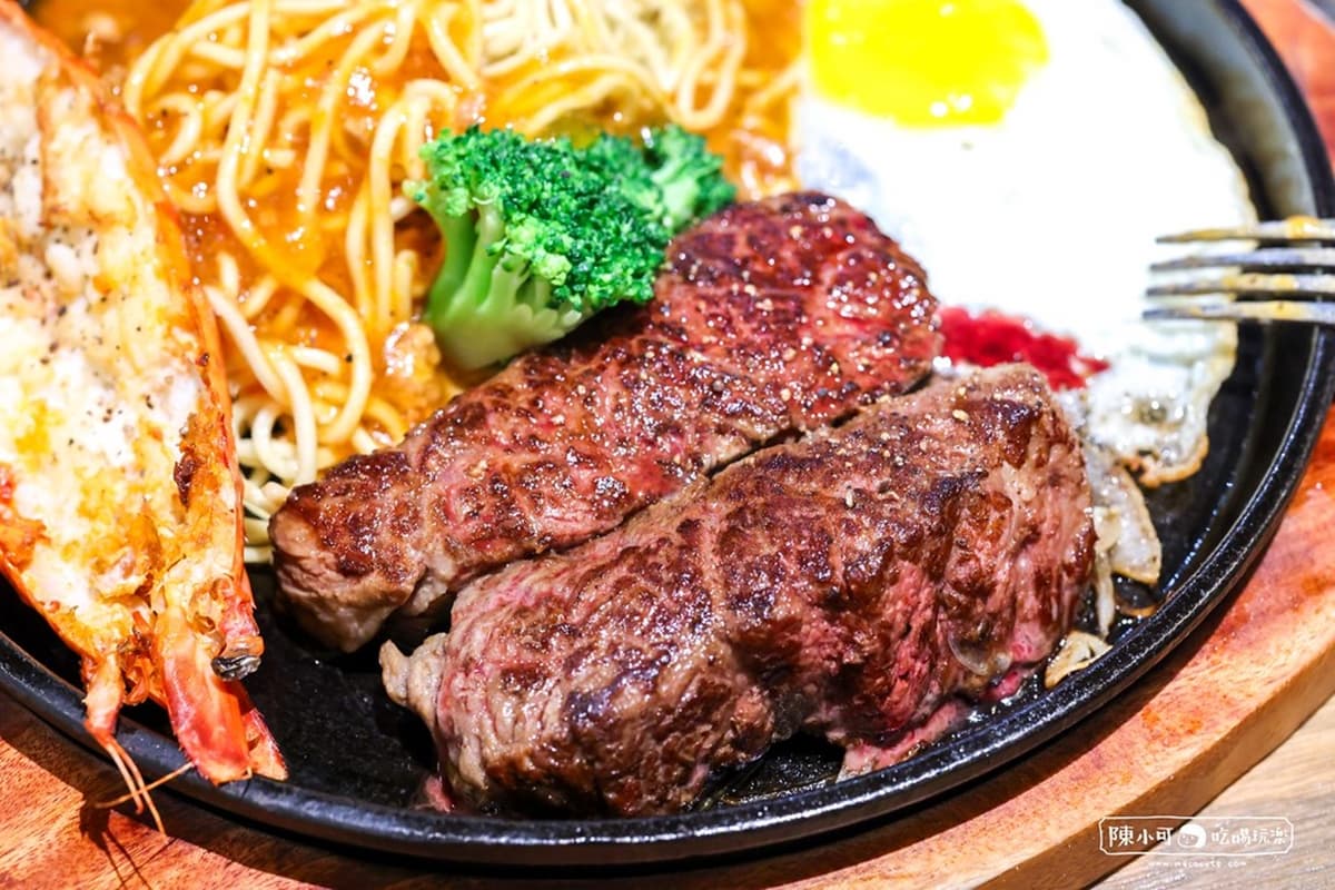 捷運南勢角站美食推薦14家！浮誇海鮮麵、起司瀑布吐司、道地東南亞料理